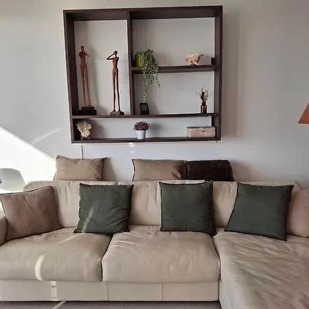 Apartment Met Zeezicht *